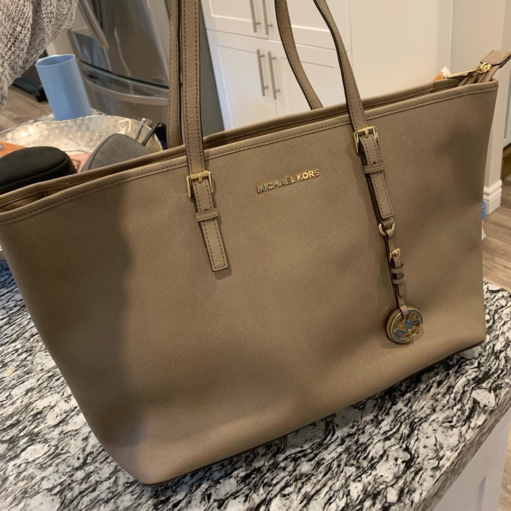 Michael Kohrs Jet Set Large Saffino Leather Tote